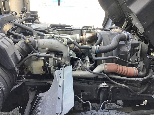 日野レンジャー平ボディ増トン（6t・8t）[写真11]