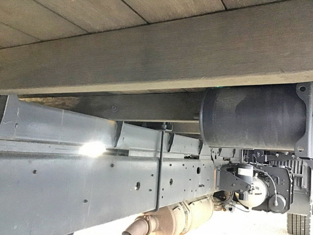 日野レンジャー平ボディ増トン（6t・8t）[写真06]