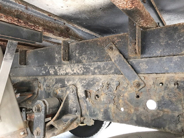 いすゞエルフパネルバン小型（2t・3t）[写真18]