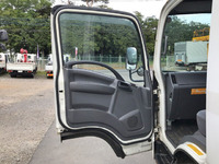 いすゞエルフパネルバン小型（2t・3t）[写真24]