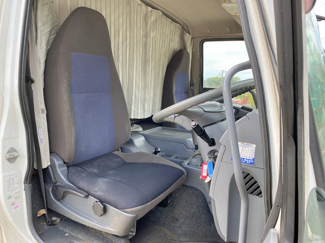 三菱ふそうファイターアルミブロック増トン（6t・8t）[写真31]