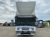 いすゞギガアルミウイング大型（10t）[写真10]