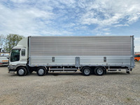 いすゞギガアルミウイング大型（10t）[写真05]