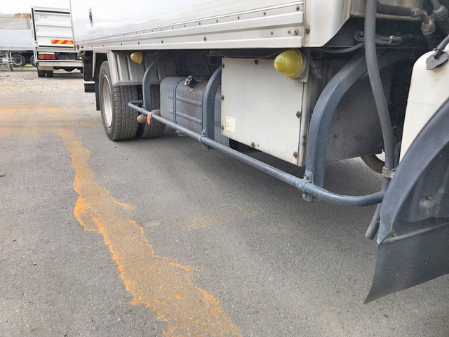 日野デュトロ冷凍車（冷蔵車）小型（2t・3t）[写真20]