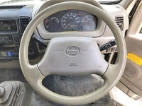 日野デュトロ冷凍車（冷蔵車）小型（2t・3t）[写真36]