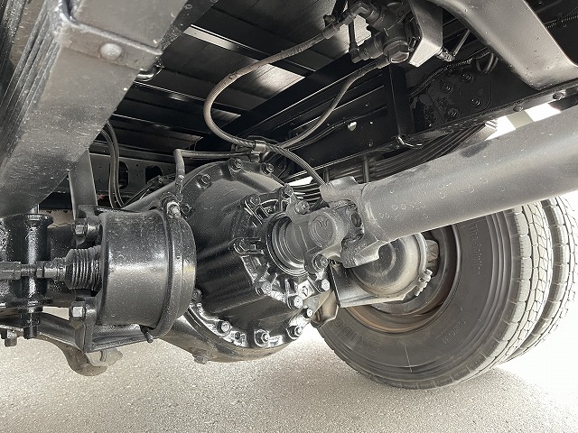 日野レンジャーセルフクレーン4段増トン（6t・8t）[写真17]