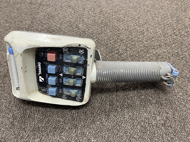 日野レンジャーセルフクレーン4段増トン（6t・8t）[写真40]