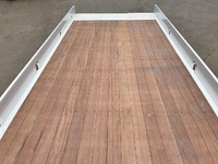 日野レンジャーセルフクレーン4段増トン（6t・8t）[写真09]