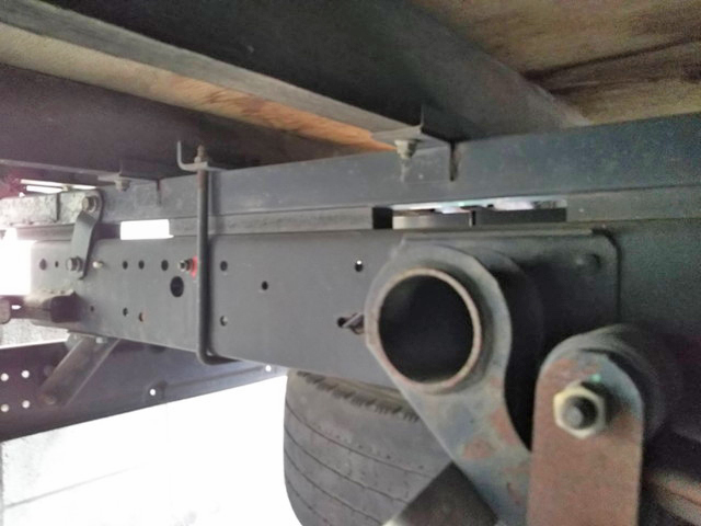 三菱ふそうキャンター平ボディ小型（2t・3t）[写真12]