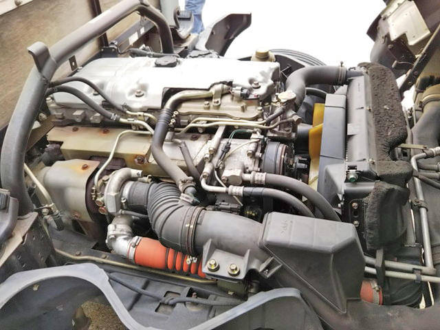 三菱ふそうキャンター平ボディ小型（2t・3t）[写真23]