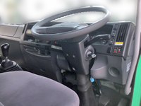 いすゞフォワードアルミウイング中型（4t）[写真16]