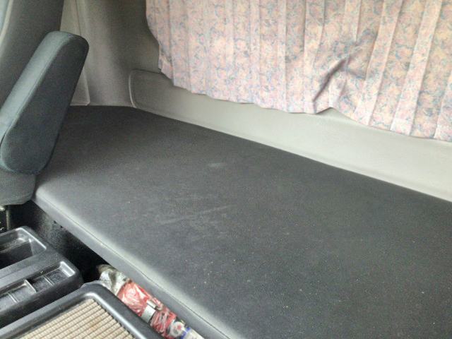 日野レンジャーアルミウイング中型（4t）[写真18]