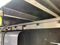 いすゞフォワードアルミウイング中型（4t）[写真12]