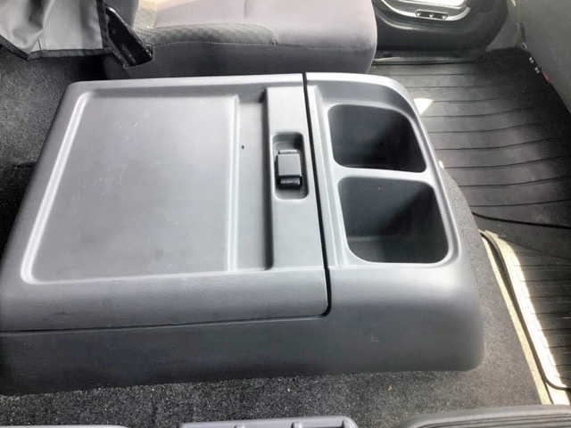 いすゞフォワードアルミウイング中型（4t）[写真29]