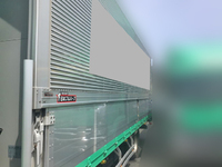 いすゞフォワードアルミウイング中型（4t）[写真04]