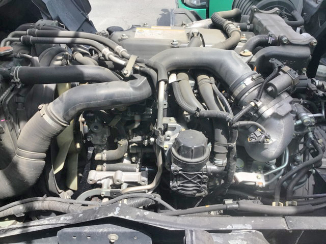 いすゞフォワードアルミウイング中型（4t）[写真14]