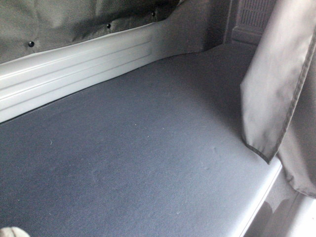 いすゞフォワードアルミウイング中型（4t）[写真18]