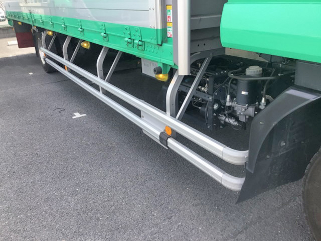 いすゞフォワードアルミウイング中型（4t）[写真06]