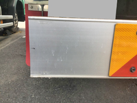 いすゞフォワードアルミウイング中型（4t）[写真08]