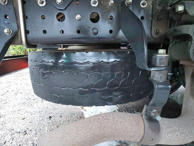 三菱ふそうキャンター平ボディ小型（2t・3t）[写真18]