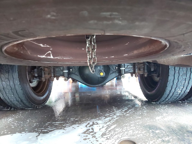 三菱ふそうキャンター平ボディ小型（2t・3t）[写真19]