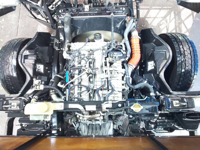 三菱ふそうキャンター平ボディ小型（2t・3t）[写真21]