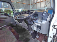 三菱ふそうキャンター平ボディ小型（2t・3t）[写真28]