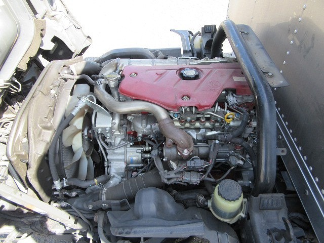 日野デュトロアルミバン小型（2t・3t）[写真06]