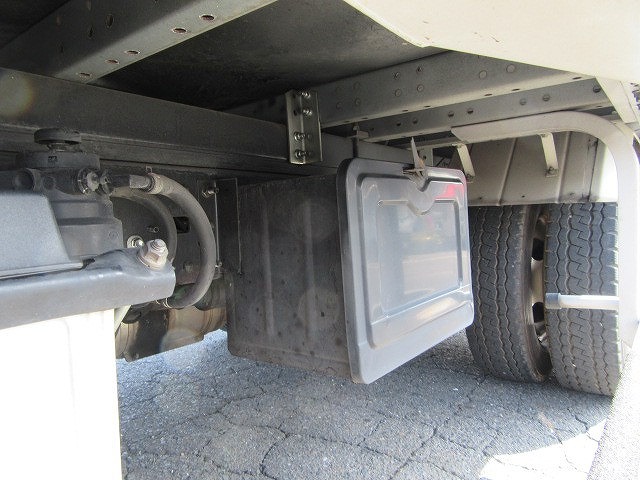 日野デュトロアルミバン小型（2t・3t）[写真07]