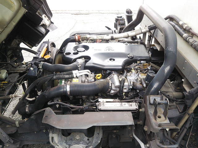 いすゞエルフ冷凍車（冷蔵車）小型（2t・3t）[写真28]