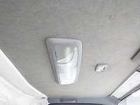 いすゞエルフ冷凍車（冷蔵車）小型（2t・3t）[写真33]