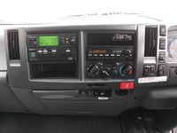 いすゞエルフ冷凍車（冷蔵車）小型（2t・3t）[写真36]