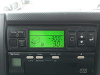 いすゞエルフ冷凍車（冷蔵車）小型（2t・3t）[写真38]