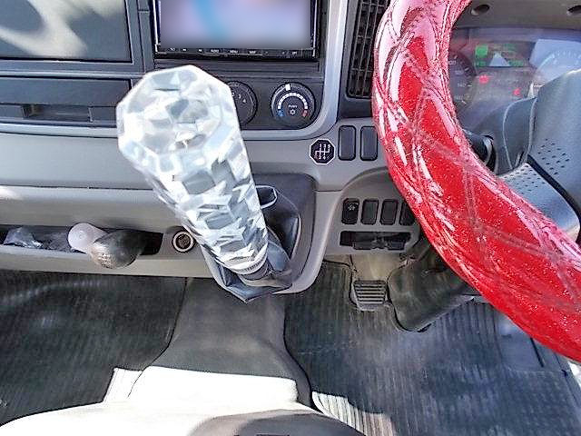 三菱ふそうキャンターダンプ小型（2t・3t）[写真16]