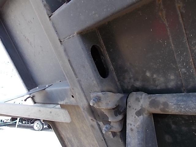 三菱ふそうキャンターダンプ小型（2t・3t）[写真21]