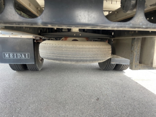 日野レンジャー幌ウイング中型（4t）[写真09]