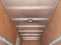 いすゞエルフアルミバン小型（2t・3t）[写真16]