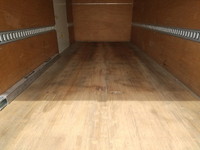 いすゞエルフアルミバン小型（2t・3t）[写真17]