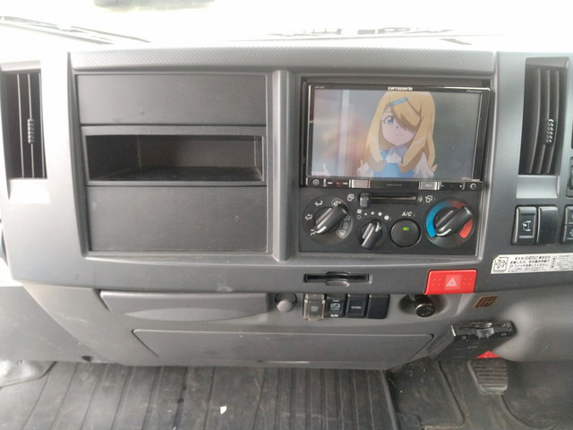 いすゞエルフアルミバン小型（2t・3t）[写真36]