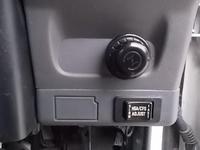 いすゞエルフ平ボディ小型（2t・3t）[写真10]