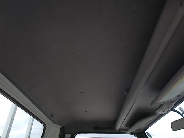 いすゞエルフ平ボディ小型（2t・3t）[写真17]