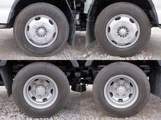 いすゞエルフ平ボディ小型（2t・3t）[写真24]