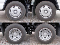 いすゞエルフ平ボディ小型（2t・3t）[写真24]