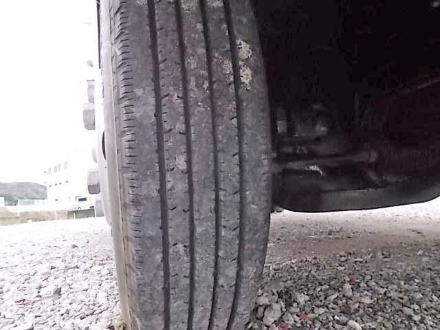 いすゞエルフ平ボディ小型（2t・3t）[写真25]