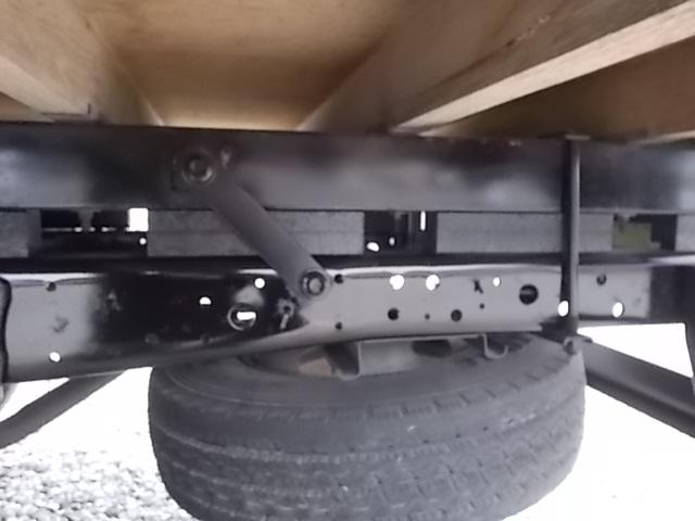 いすゞエルフ平ボディ小型（2t・3t）[写真30]