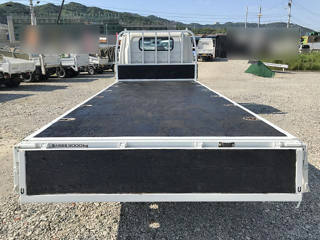 いすゞエルフ平ボディ小型（2t・3t）[写真08]