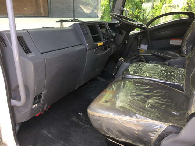 いすゞフォワードダンプ中型（4t）[写真23]