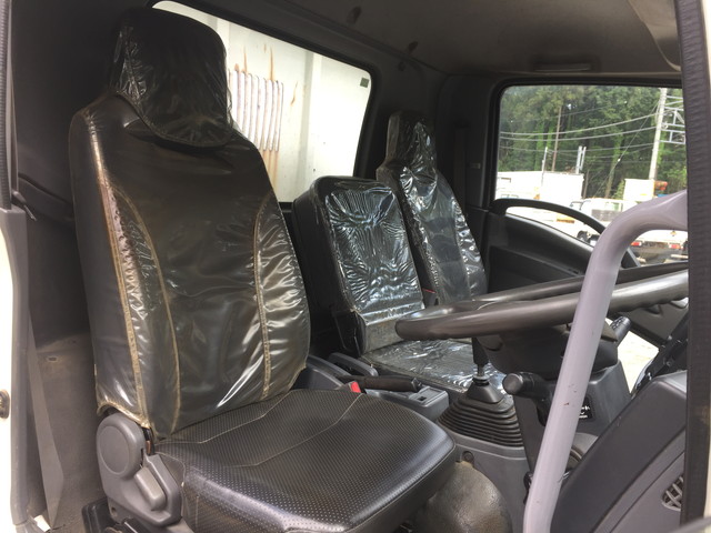 いすゞフォワードダンプ中型（4t）[写真24]