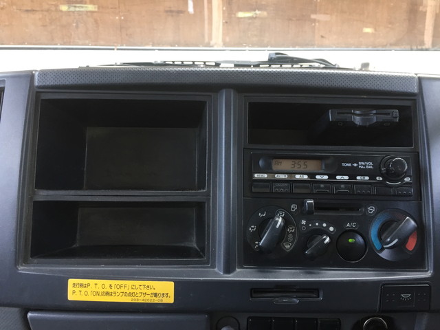 いすゞフォワードダンプ中型（4t）[写真29]