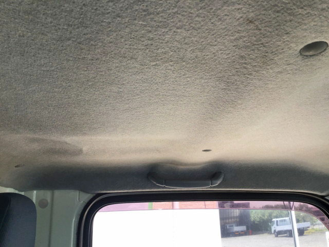 三菱ふそうキャンター平ボディ小型（2t・3t）[写真26]